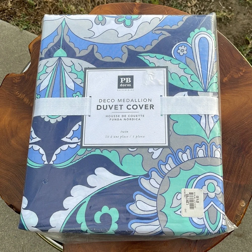 PB Dorm Deco Medallion twin duvet NWT